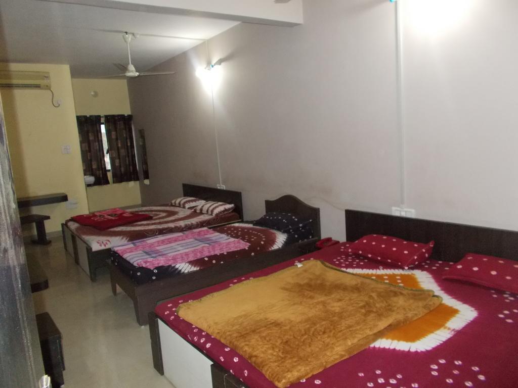 Hotel Rudraksh Virani Exteriér fotografie