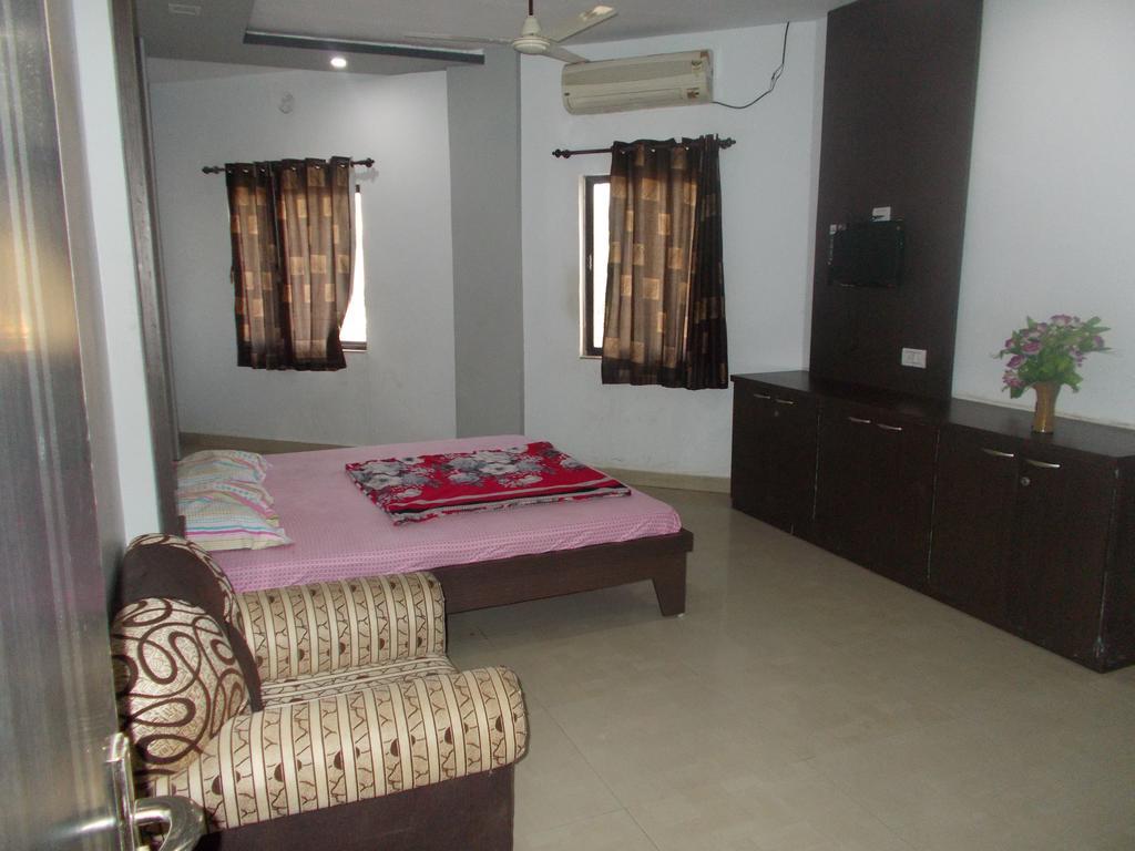 Hotel Rudraksh Virani Exteriér fotografie